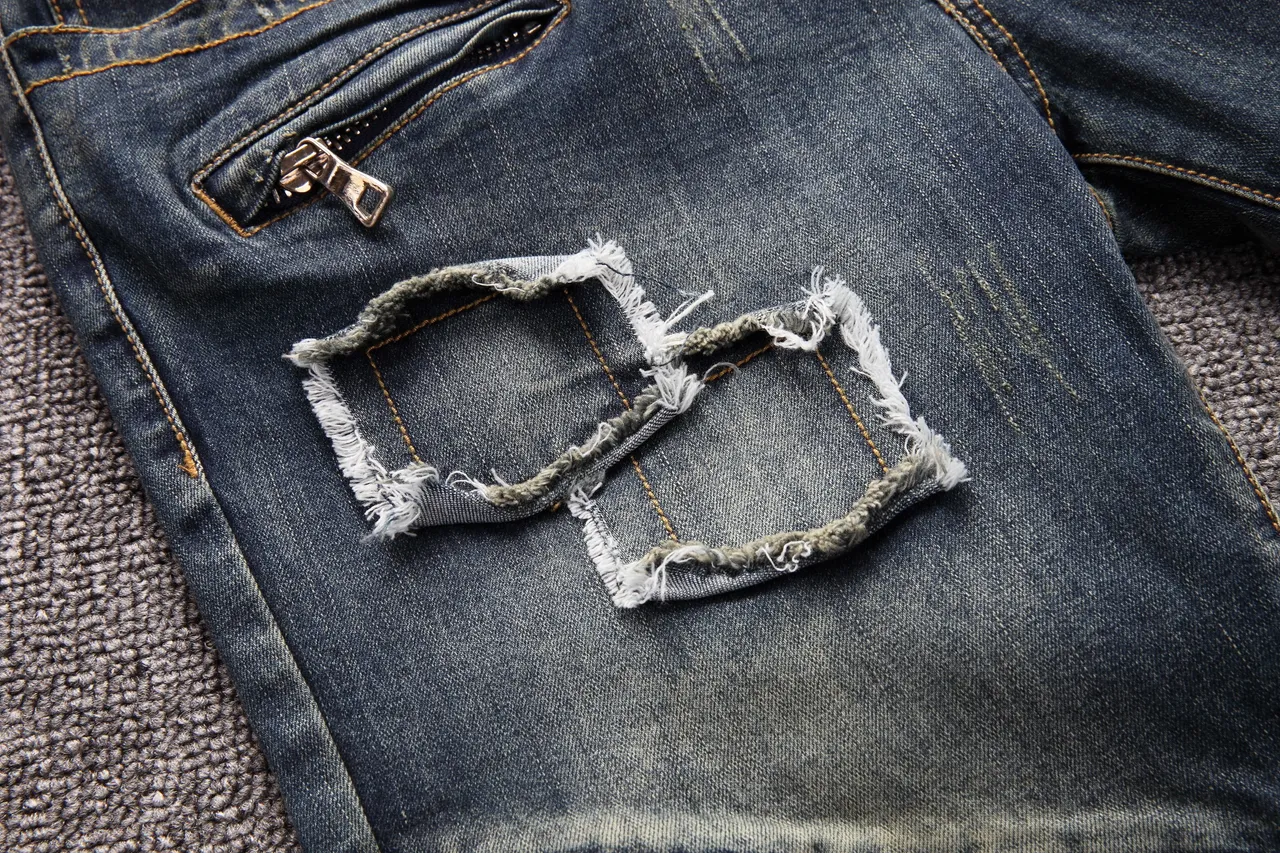 Blue White Distressed Zippered Pockets Shorts 9