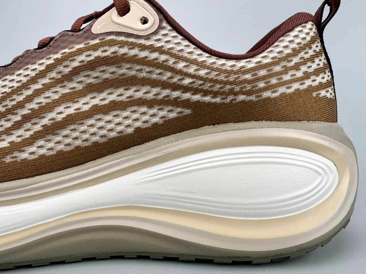Brown and Beige Wave-Knit Low-Top Lifestyle Sneaker 7