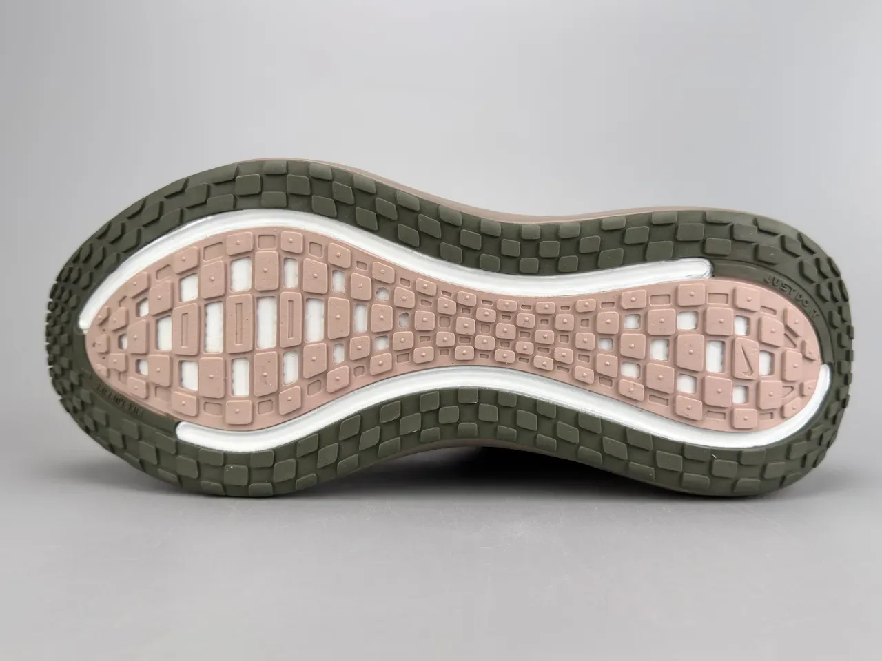 Brown and Beige Wave-Knit Low-Top Lifestyle Sneaker 8