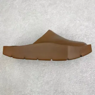 Brown Molded Monolithic Contoured Footbed Slippers