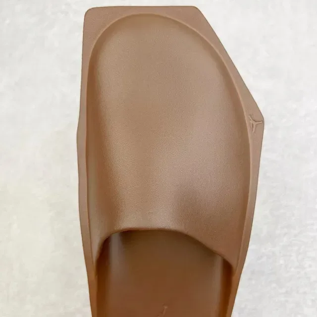 Brown Molded Monolithic Contoured Footbed Slippers 7