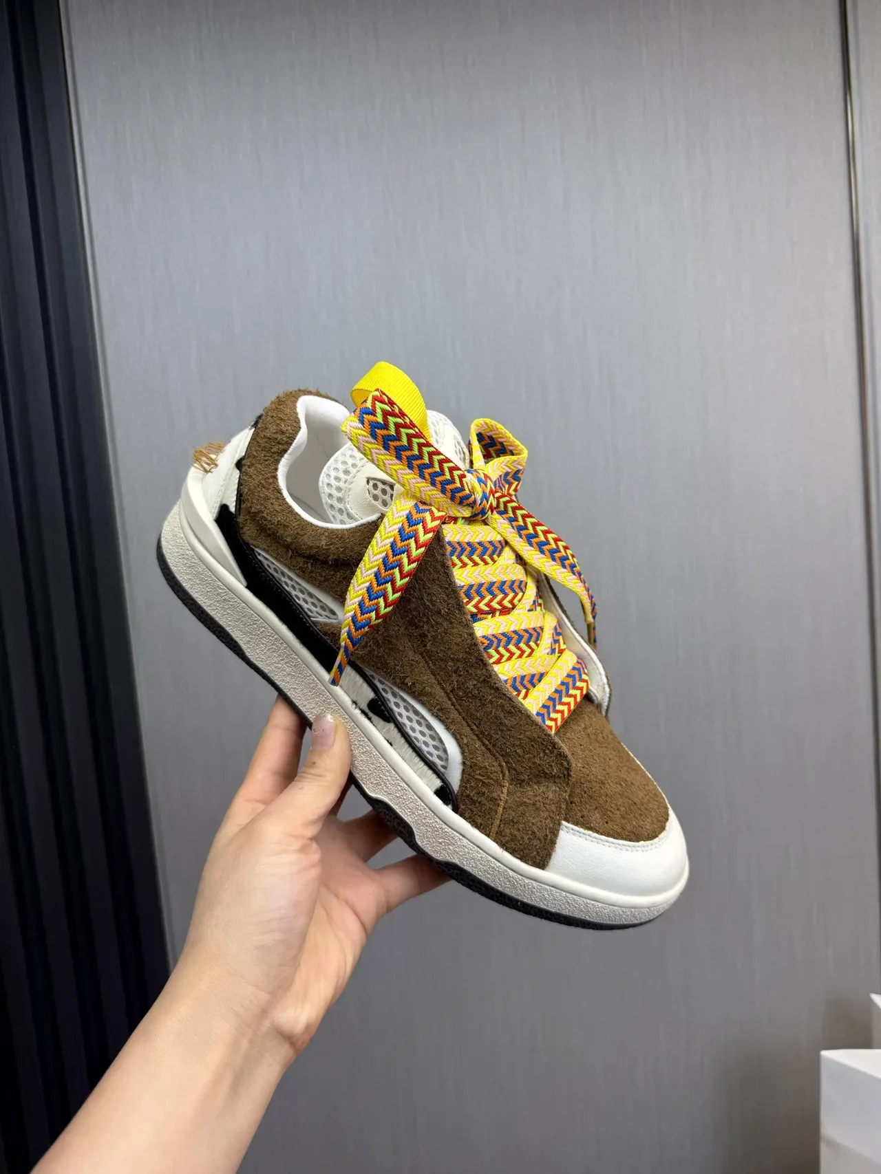 Brown Multicolor Mixed-Material Upper Oversized Woven Zigzag Laces Sneakers 8