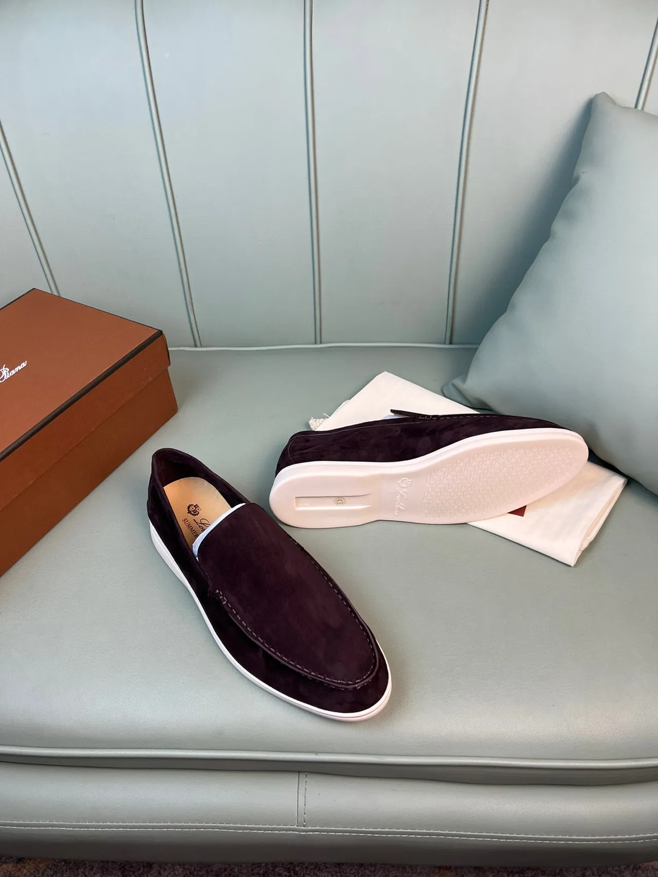 Burgundy Beige Suede Upper Moc-Toe Stitching Loafer 7