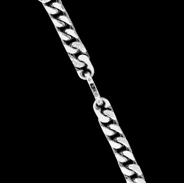Chunky Curb-Link Silver-Tone Necklace 5