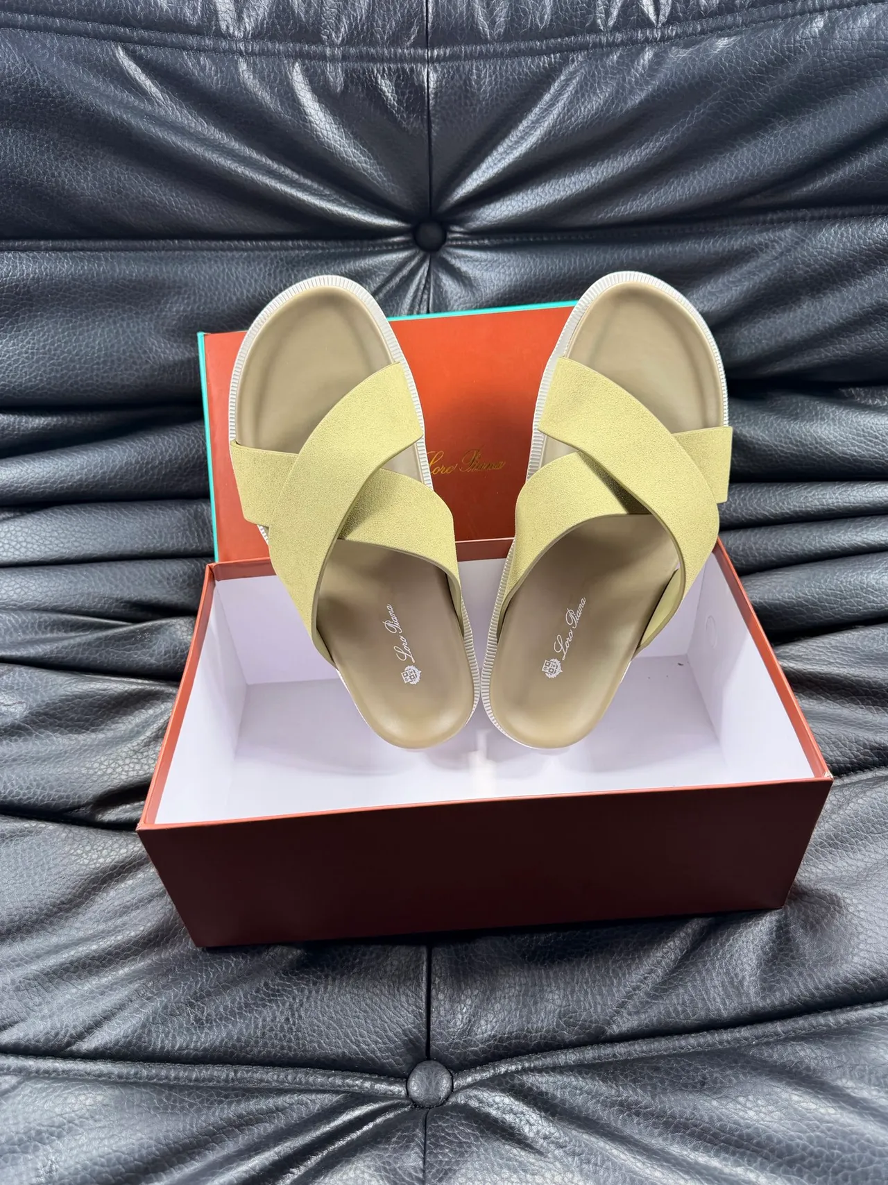 Crisscross Strap Flat Platform Slippers 5