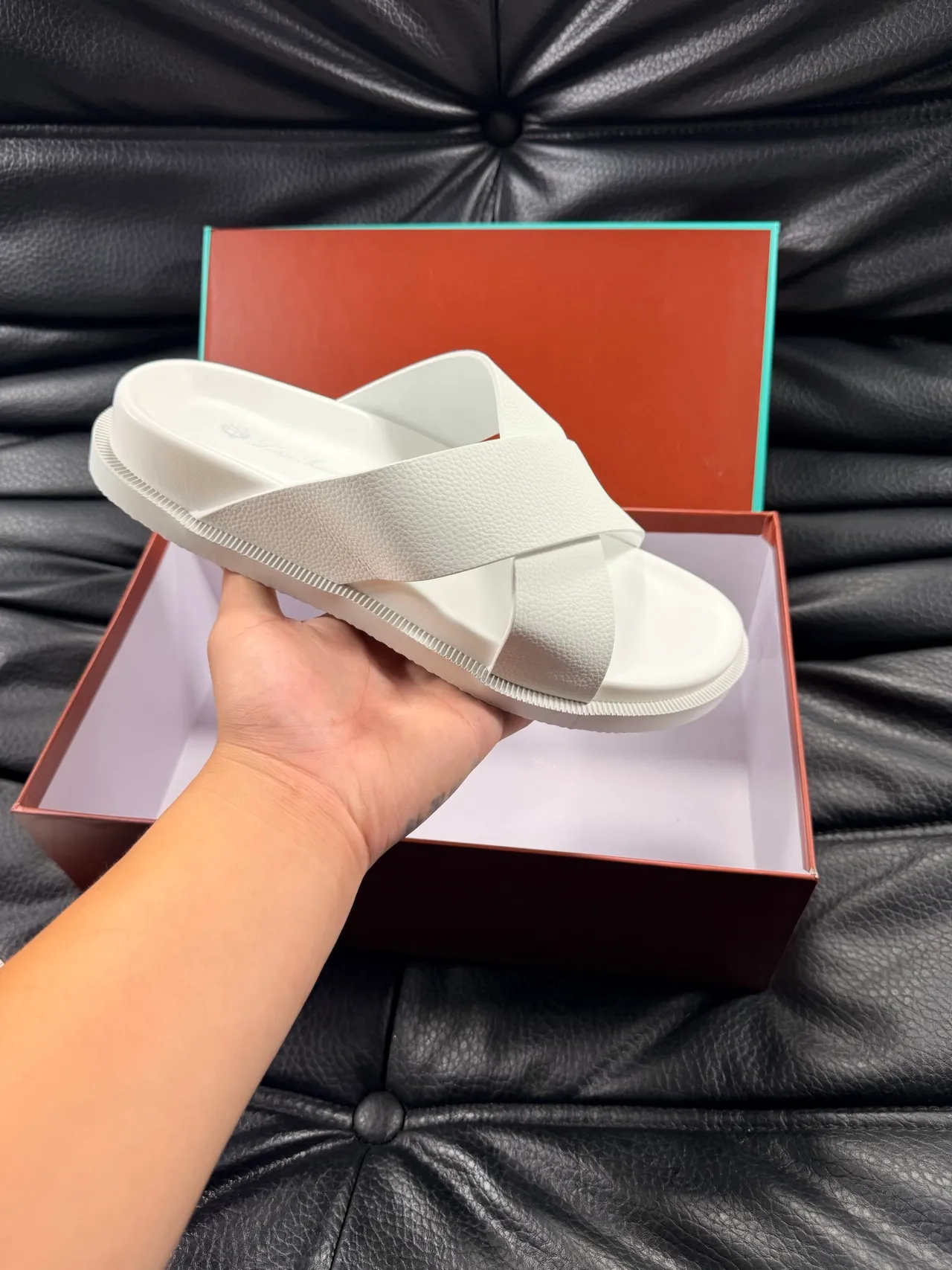 Crisscross Strap Flat Platform Slippers 13