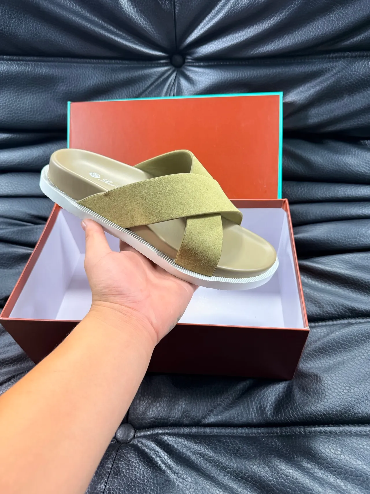 Crisscross Strap Flat Platform Slippers 14