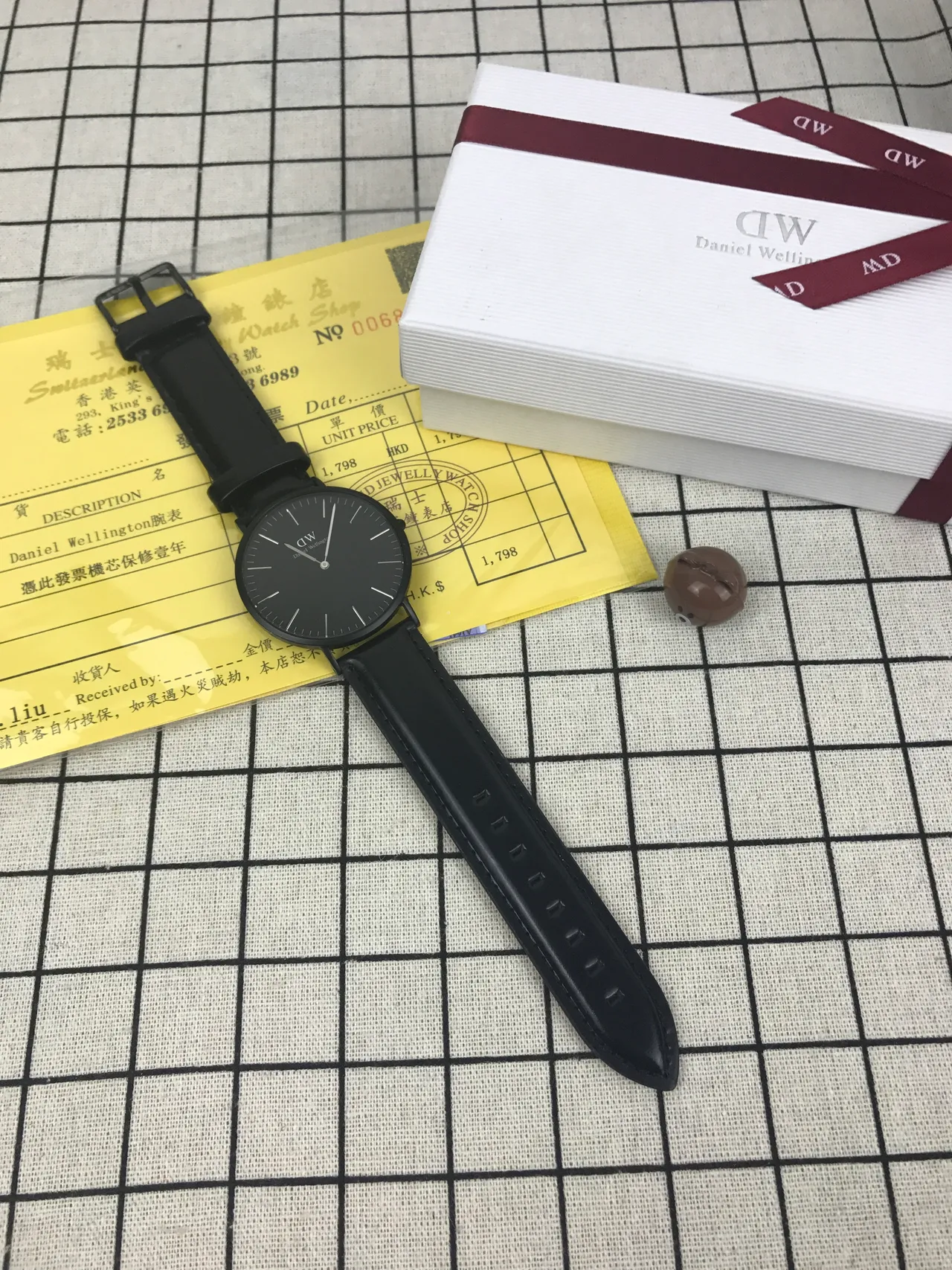 Daniel Wellington Classic Black Minimalist Quartz Watch 2