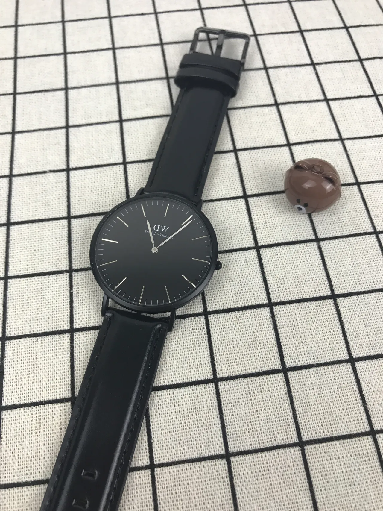 Daniel Wellington Classic Black Minimalist Quartz Watch 8