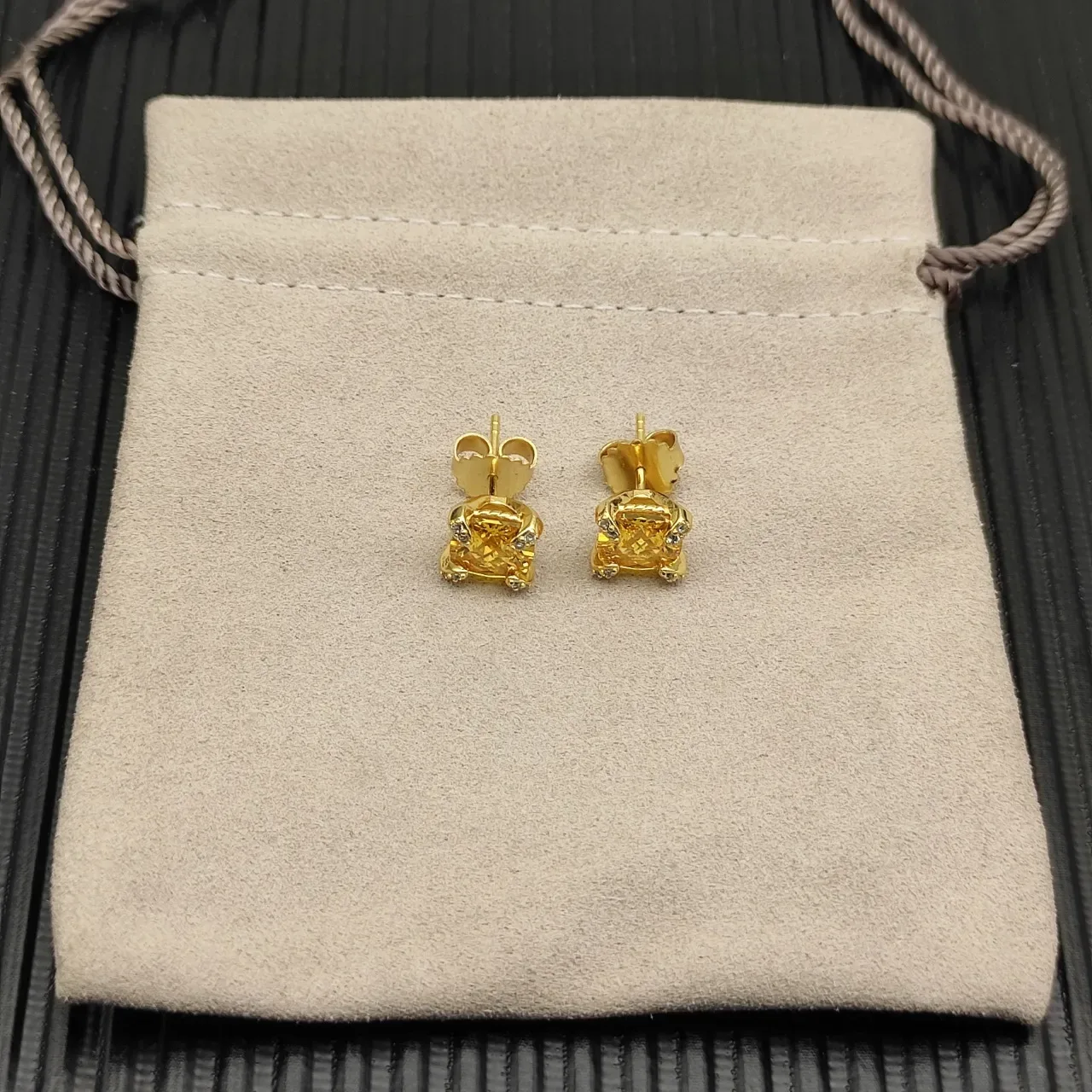 David Yurman Gold-Tone Citrine and Diamond Stud Earrings 9
