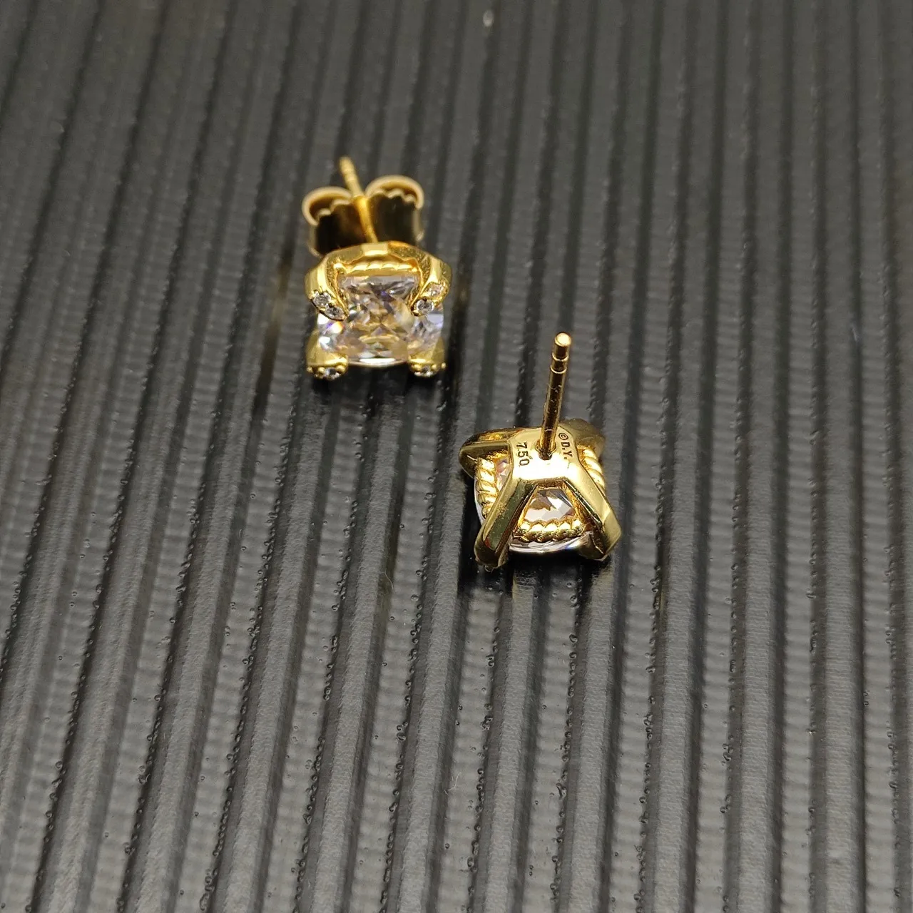 David Yurman Gold-Tone Square-Cut Stud Earrings 7