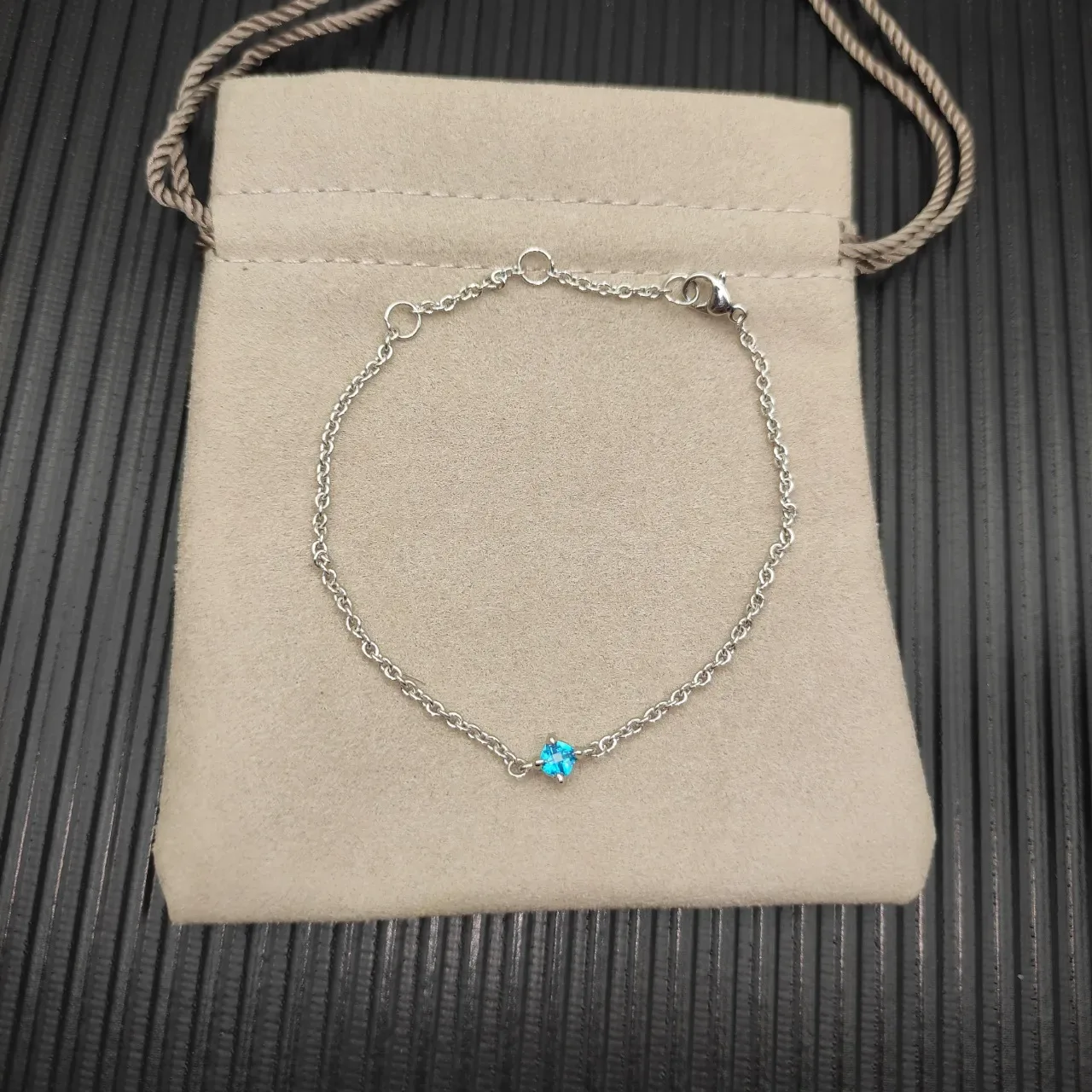 David Yurman Silver Blue Fine Chain Single Faceted Gemstone Bracelet 10