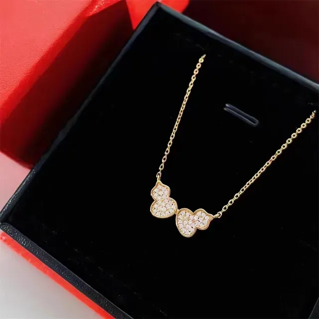 Double Gourd Pavé Crystal Pendant Necklace 4