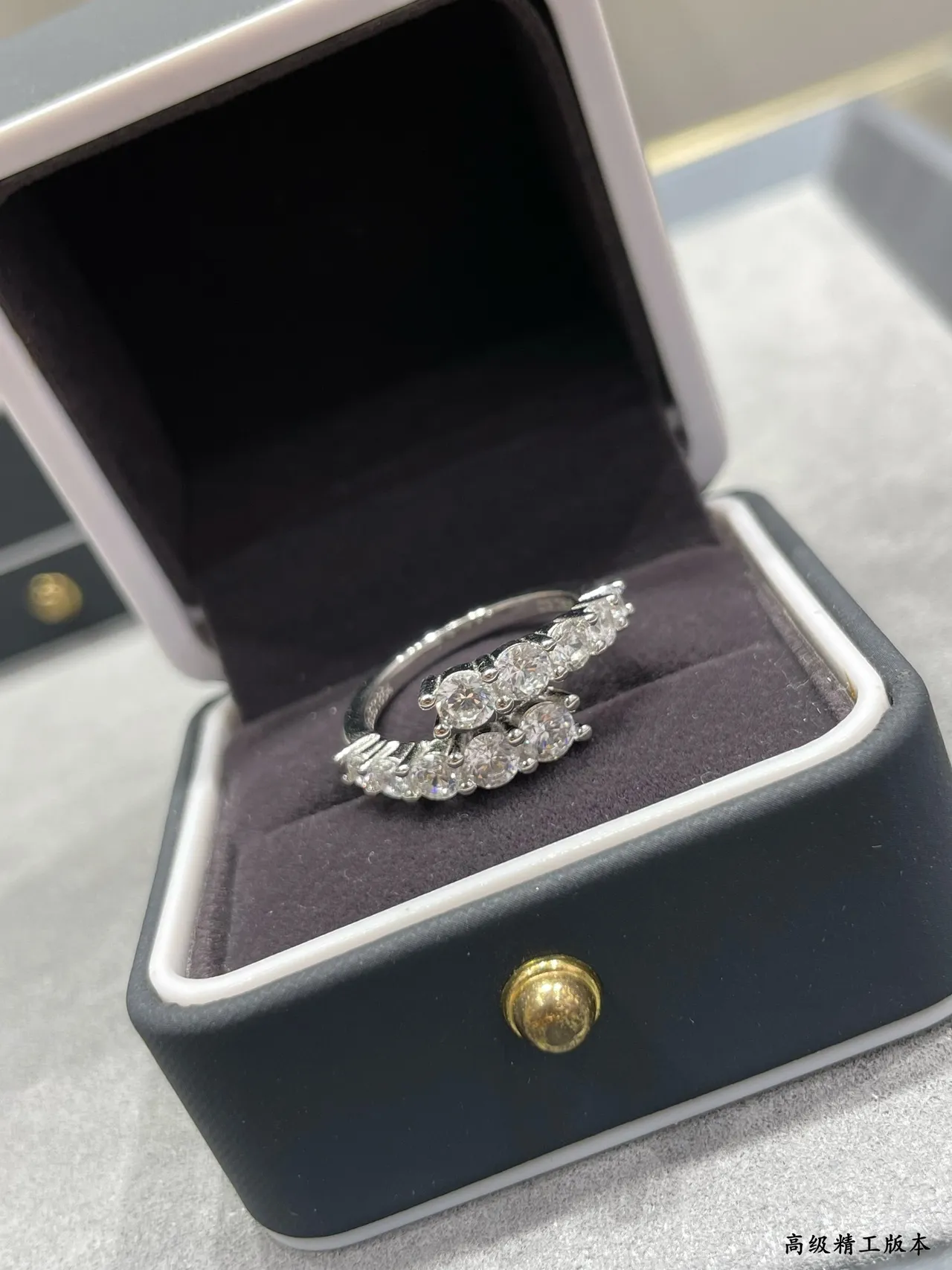 Double-Row Prong-Set Round Brilliant Diamond Ring 4
