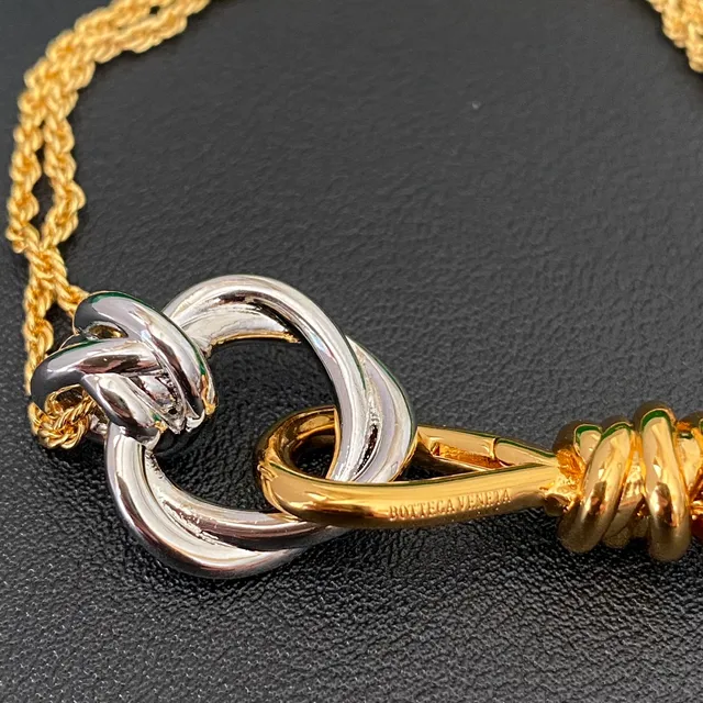 Dual-Tone Gold and Silver Twisted Knot Rope Chain Bracelet 3