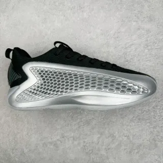 Edwards 1st Generation Low Top أسود وفضي حذاء أداء