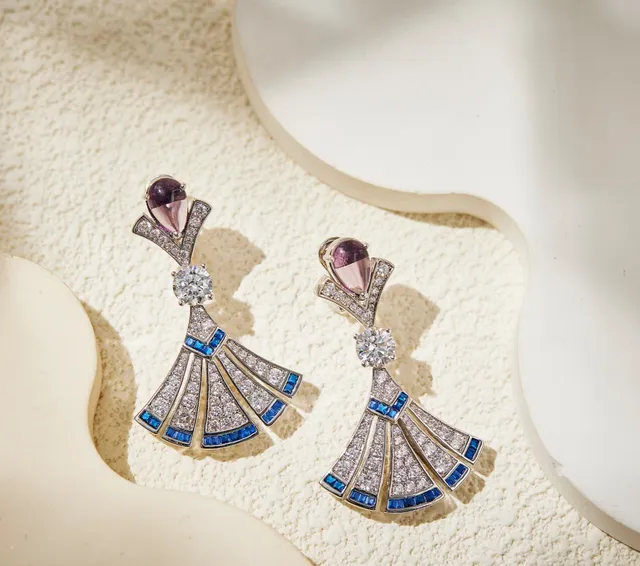 Fan Motif Emerald and Diamond-Pavé Drop Earrings 8