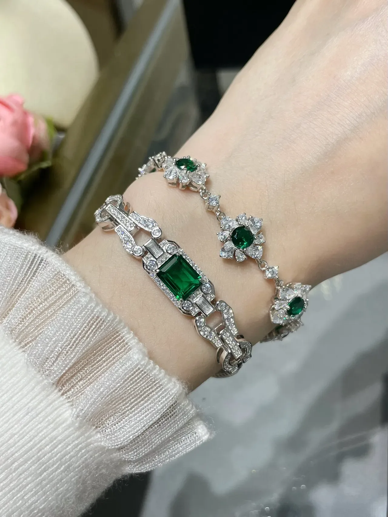 Floral Gemstone-Set Silver-Tone Link Bracelet 8