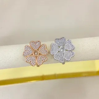 Floral Pavé Crystal Five-Petal Ring