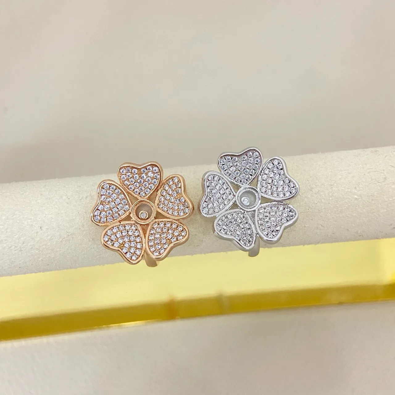 Floral Pavé Crystal Five-Petal Ring 2