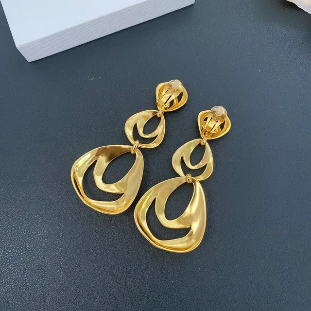 Gold Abstract Sculptural Open-Loop Jewelry 4