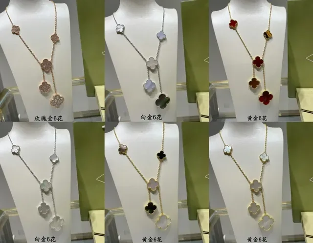Gold Black Clover-Shaped Enamel Pendants Linked Chain Necklace 2
