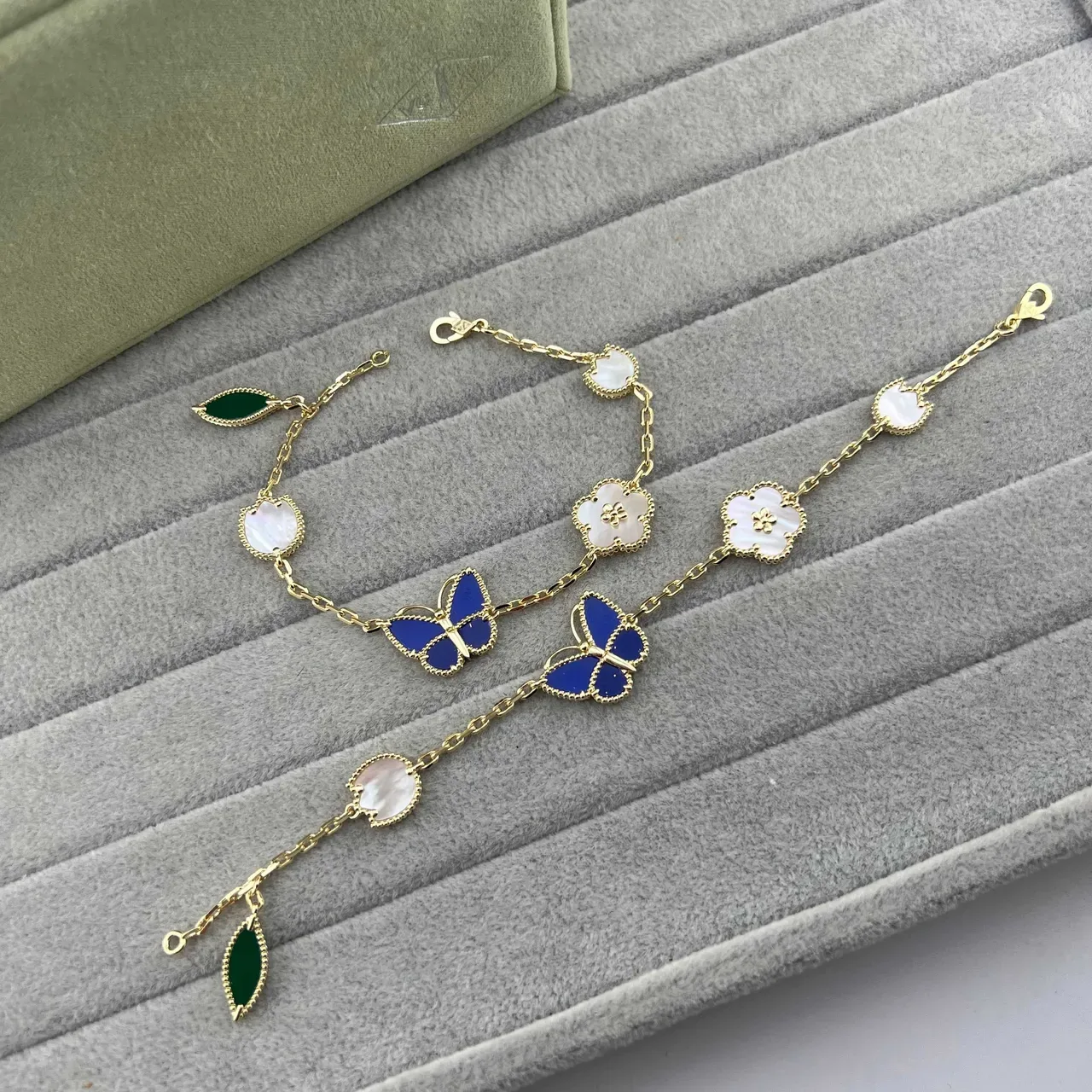 Gold Blue Chain Floral Motifs Bracelet 4