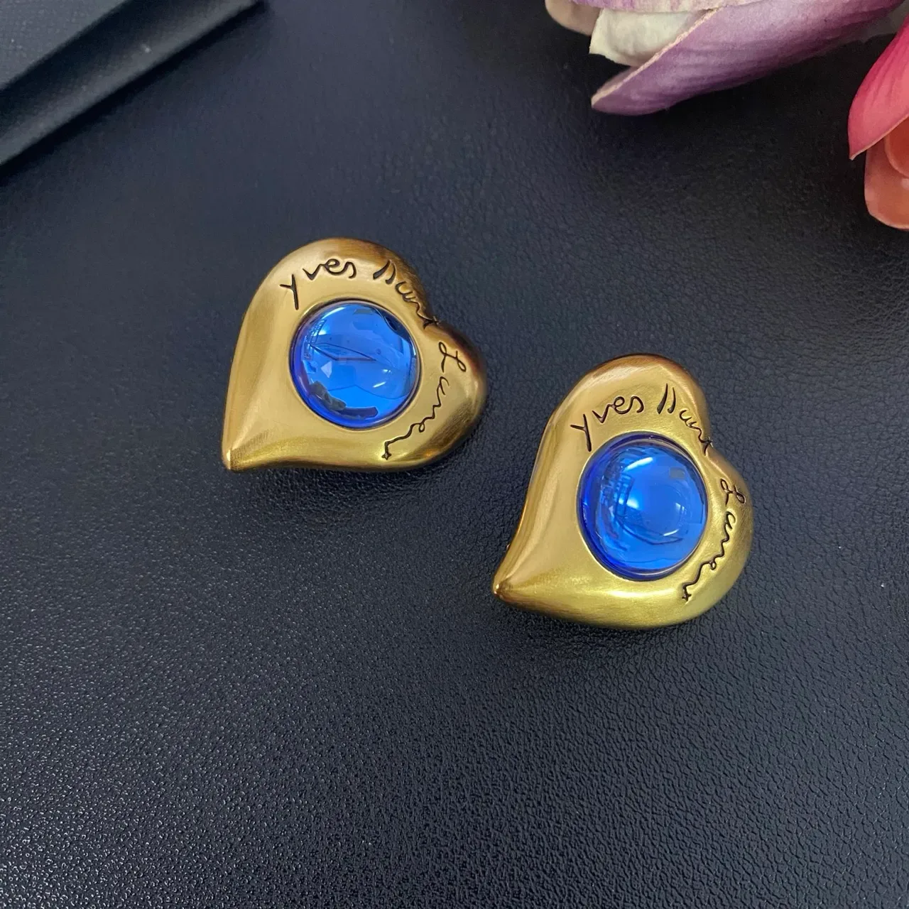 Gold Multicolor Heart-Shaped Metal Brooch 6
