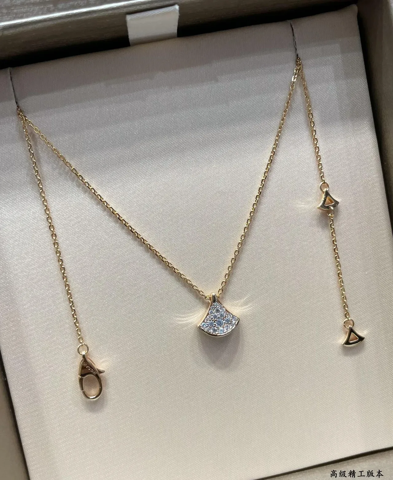 Gold Silver Fan-Shaped Pendant Pavé Crystal Necklace 5