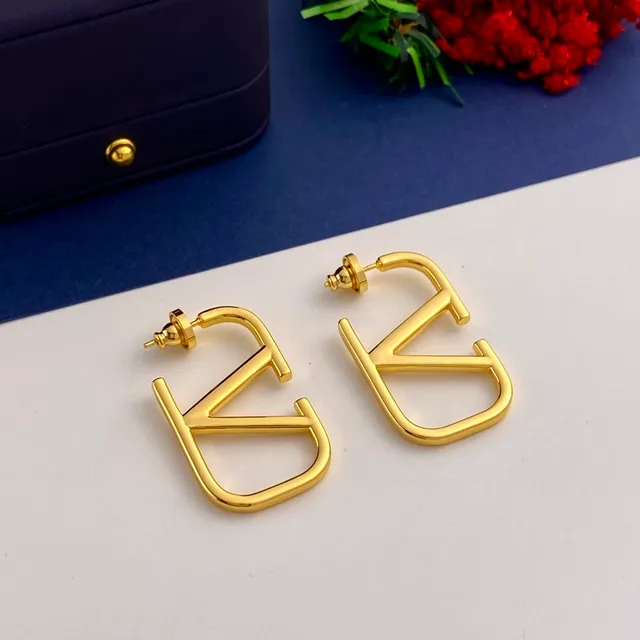 Gold-Tone Geometric V-Cut Hoop Earrings 9