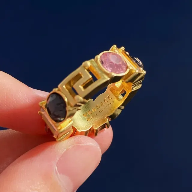 Gold-Tone Open-Band Three-Stone Faceted Gem Ring 4