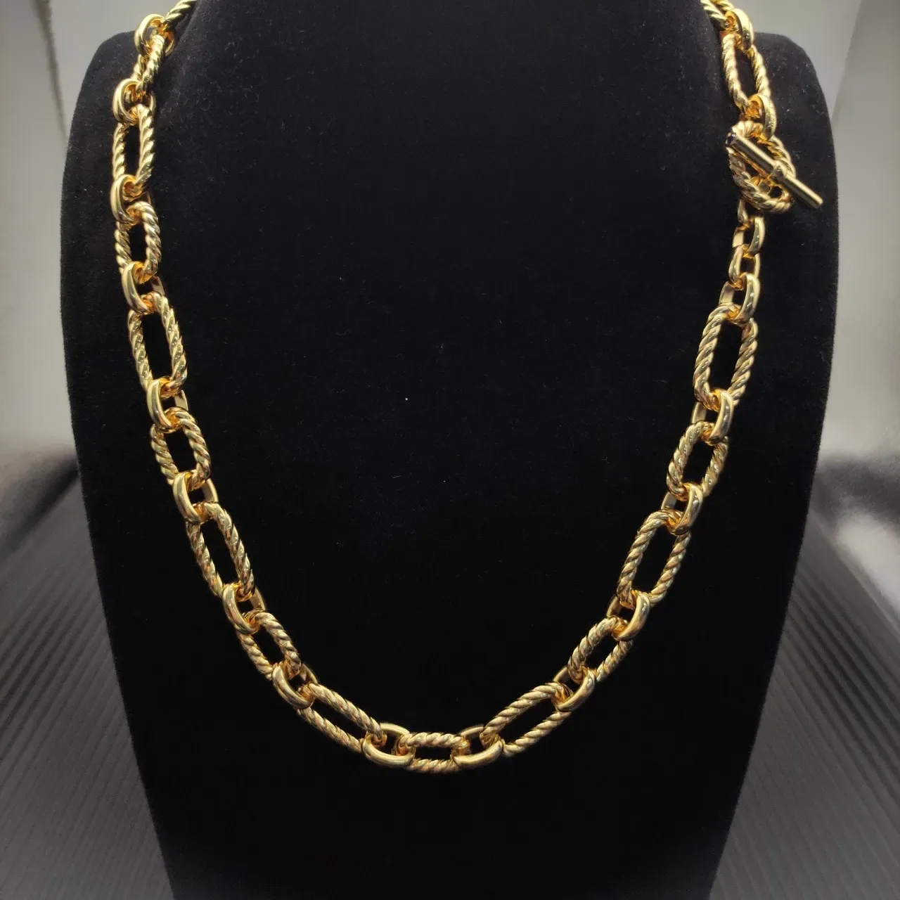 Gold-Tone Twisted Rope Link Chain Necklace 4