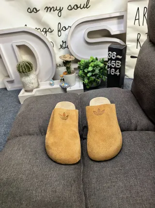 Gray Beige Suede Upper Cork Sole Slippers 10