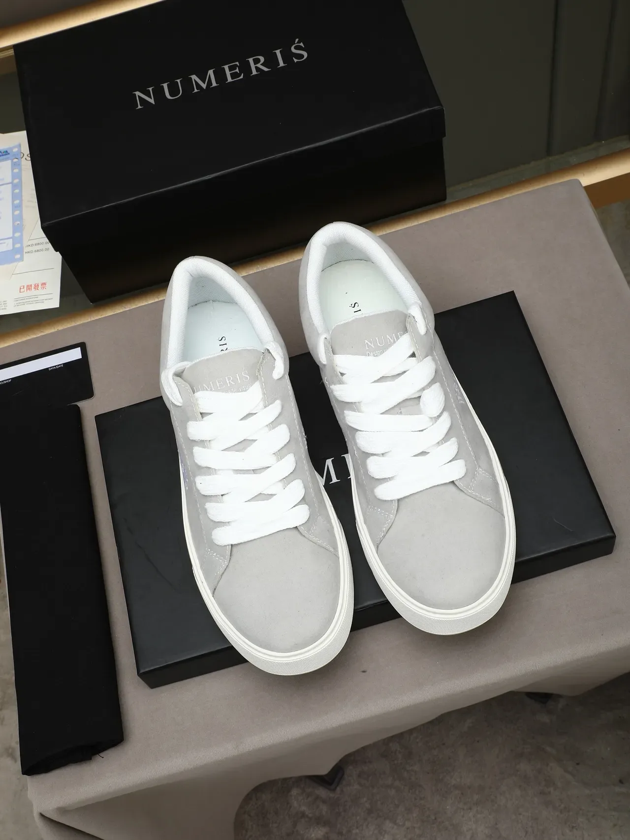 Gray White Low-Top Platform Sole Sneakers 2