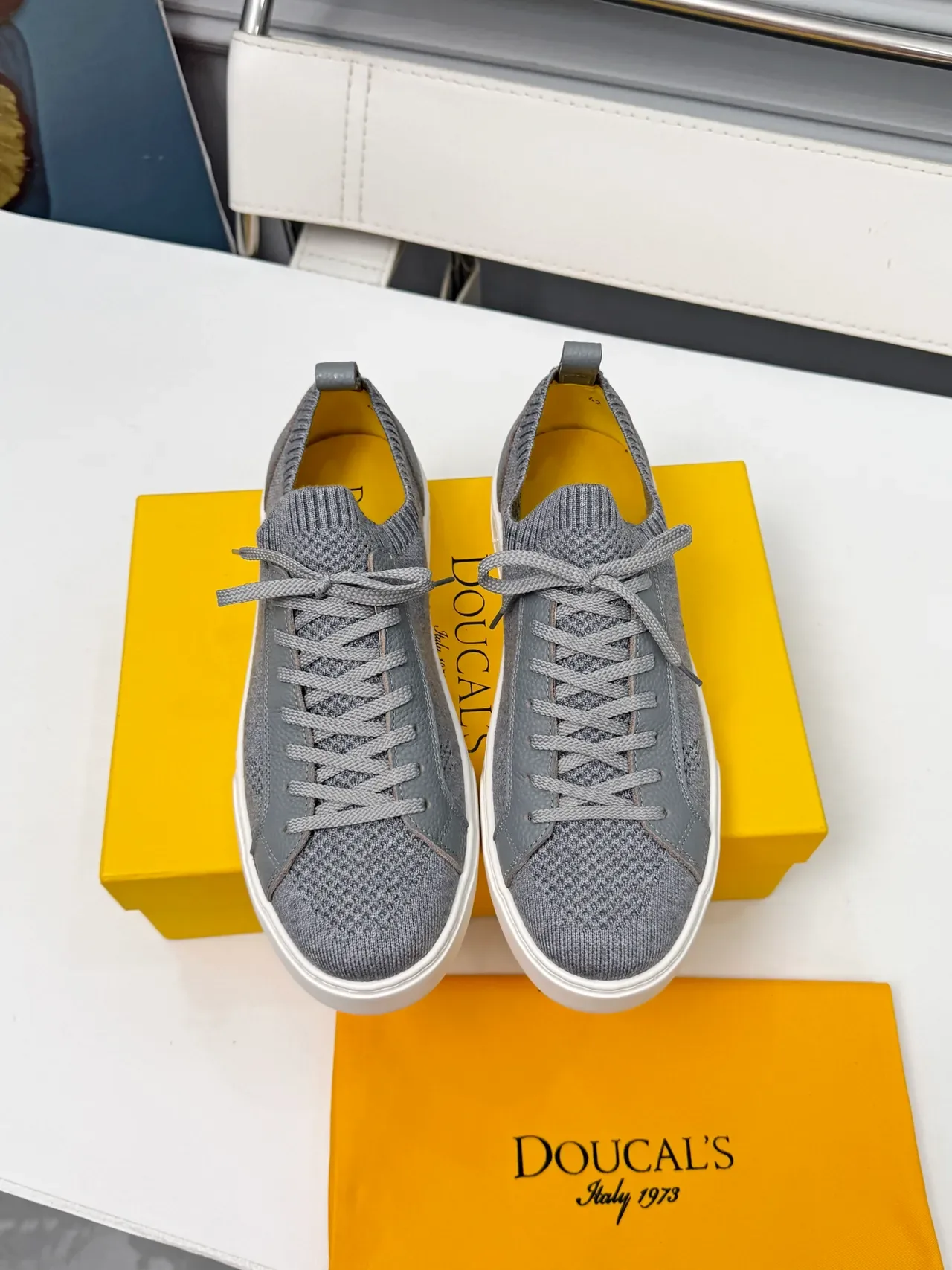 Gray Yellow Knit-and-Leather Hybrid Upper Ribbed Collar Sneakers 5
