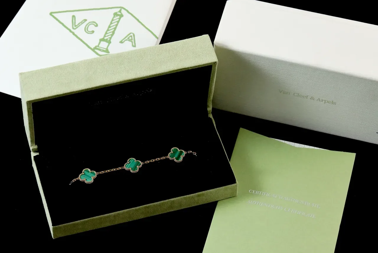 Green Gold Chain Five Clover-Shaped Malachite Inlays Bracelet 6