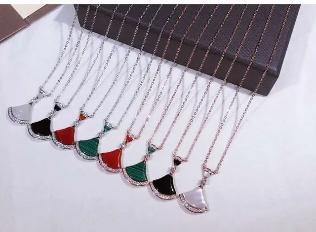 Green Red Fan-Shaped Pendant Pavé Crystal Trim Necklace 9