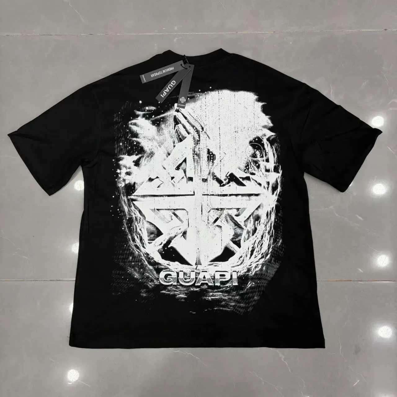 GUAPI Graphic-Print Black Crew-Neck T-Shirt 2