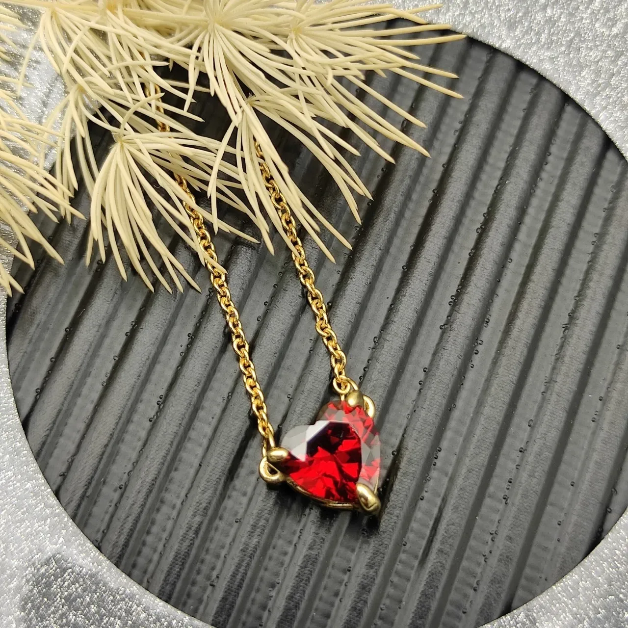 Heart-Shaped Red Gemstone Pendant Necklace 4