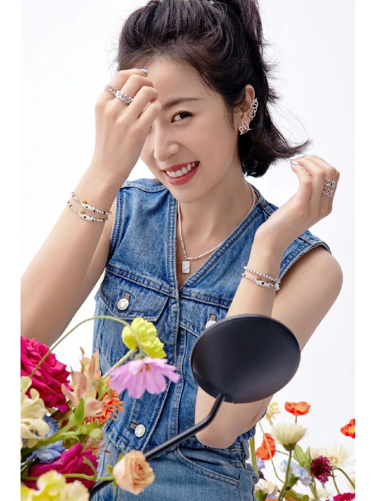 HEFANG Floral Enamel and Crystal Script Earrings 2