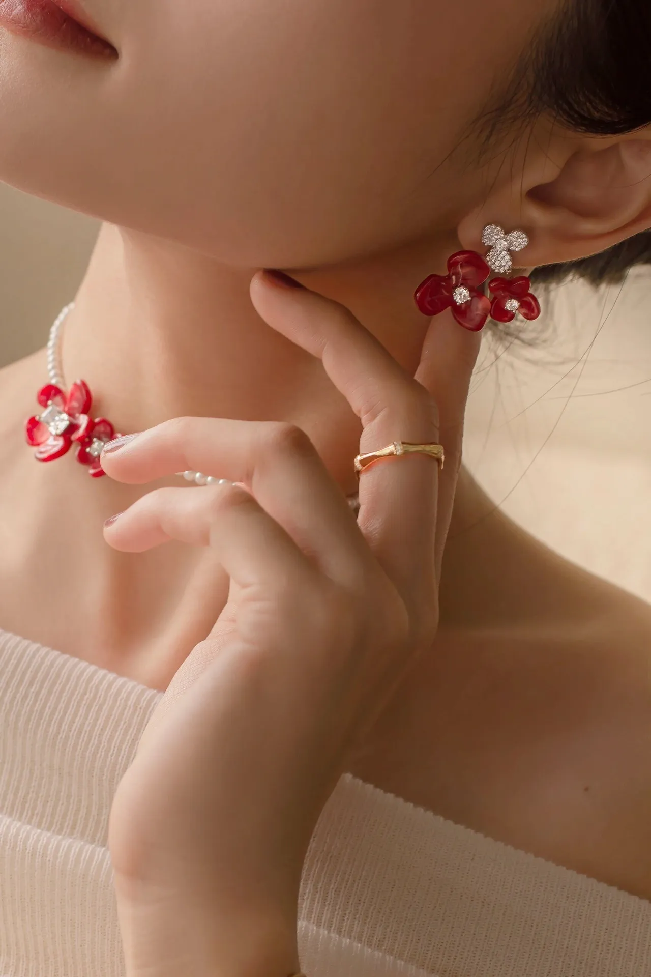 HEFANG Red Floral Crystal Stud Earrings 4