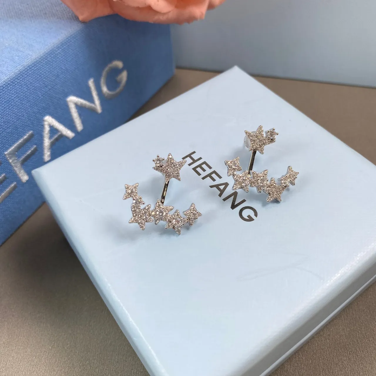 HEFANG Star-Shaped Pavé Crystal Multi-Star Ear Cuff Earrings 5
