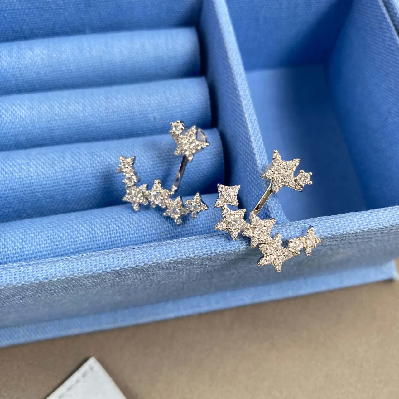 HEFANG Star-Shaped Pavé Crystal Multi-Star Ear Cuff Earrings 9