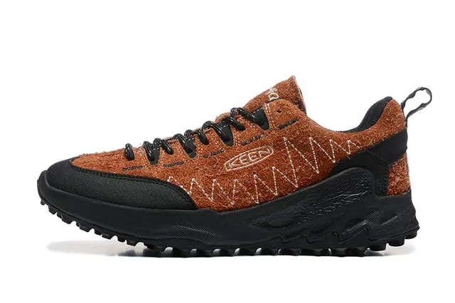KEEN Jackson Gold and Black Lifestyle Sneakers 3