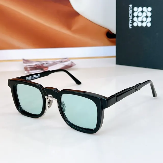 KUBORAUM Angular Rectangular Matte Black Sunglasses 5