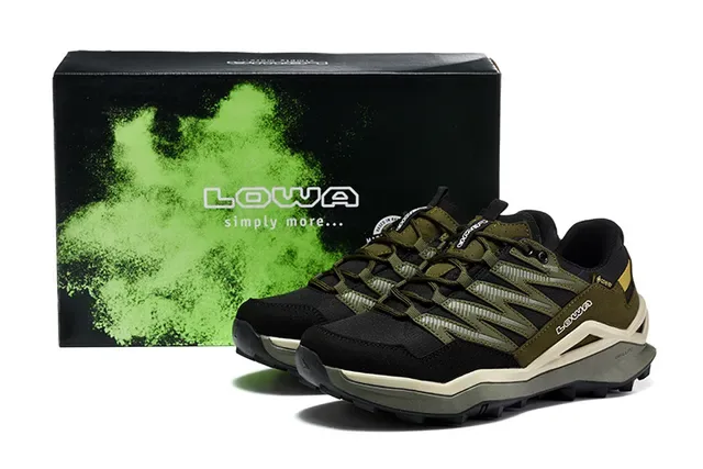 LOWA Black Gray Low-Top Hiking Sneaker GORE-TEX Lined Sneakers 11
