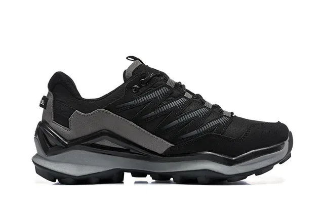 LOWA Black Gray Low-Top Hiking Sneaker GORE-TEX Lined Sneakers 23