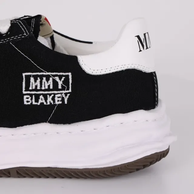 MMY Blakey Black and White Canvas Lifestyle Sneakers 4
