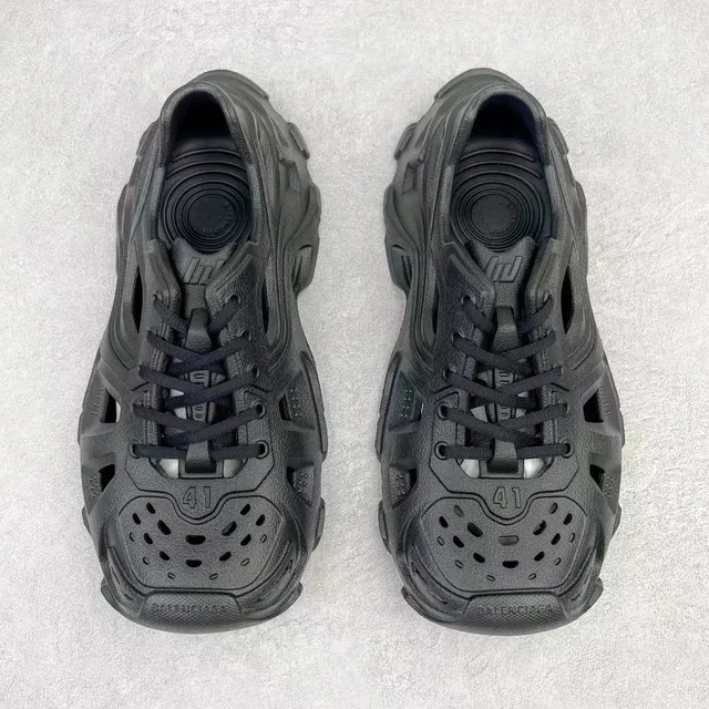Monochrome Molded Cutout Lace-Up Sneaker 9