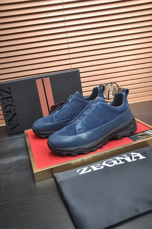 Navy Black Laceless Slip-On Suede Upper Sneakers 4